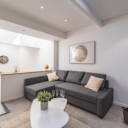 Tys Home, Maison Spacieuse Avec Parking Nyaraló Reims