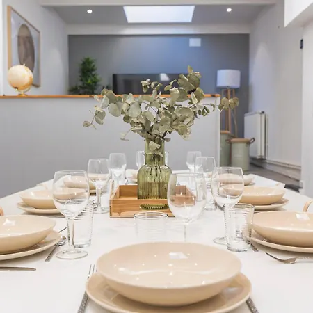 Tys Home, Maison Spacieuse Avec Parking *