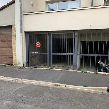 Tys Home, Maison Spacieuse Avec Parking Nyaraló Reims